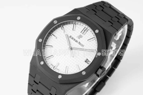 Audemars Piguet Royal Oak 15500 41mm White Dial in PVD