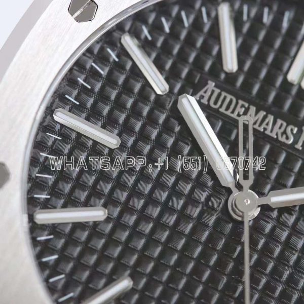 Audemars Piguet Royal Oak 15510 Black Dial “50th Anniversary” - Image 5
