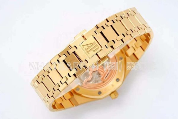 Audemars Piguet Royal Oak 16202 39mm Smoked Yellow Dial in Yellow Gold - Image 6