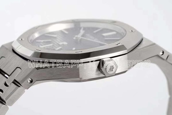 Audemars Piguet Royal Oak 16202ST.OO.1240ST.02 Night Blue Dial - Image 7