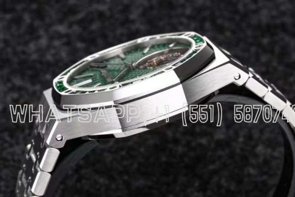 Audemars Piguet Royal Oak 26532IC Green Dial and Emerald Bezel Tourbillon R8 Factory - Image 4