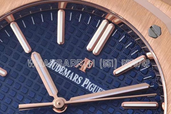 Audemars Piguet Royal Oak 41mm 15400 Blue Textured Dial on Rose Gold Bracelet - Image 5