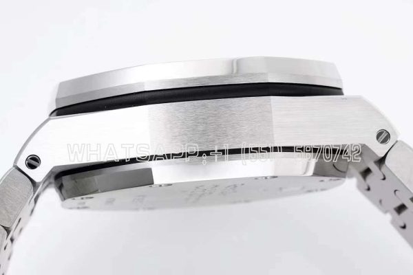 Audemars Piguet Royal Oak Offshore 25721ST Silver Panda Plate - Image 7