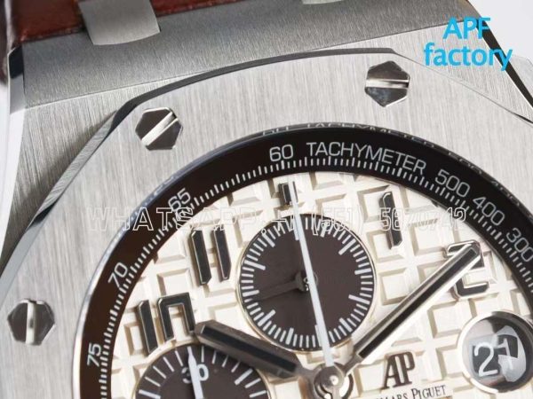 Audemars Piguet Royal Oak Offshore 26470ST Silver Dial - Image 4