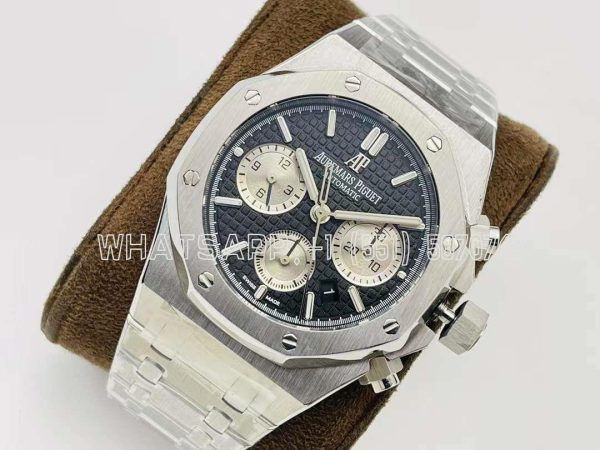 Audemars Piguet Royal Oak Offshore Self-Winding Chronograph Black/White Dial in Steel