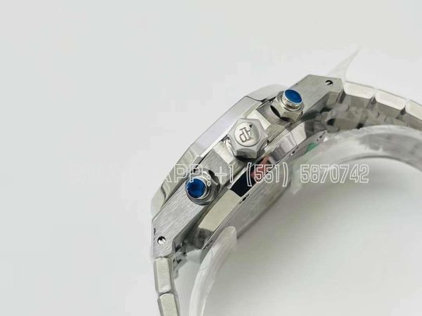 Audemars Piguet Royal Oak Offshore Self-Winding Chronograph Black/White Dial in Steel - Image 5