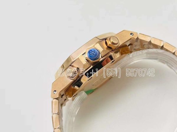 Audemars Piguet Royal Oak Offshore Self-Winding Chronograph Blue/Rose Dial in Rose Gold - Image 5
