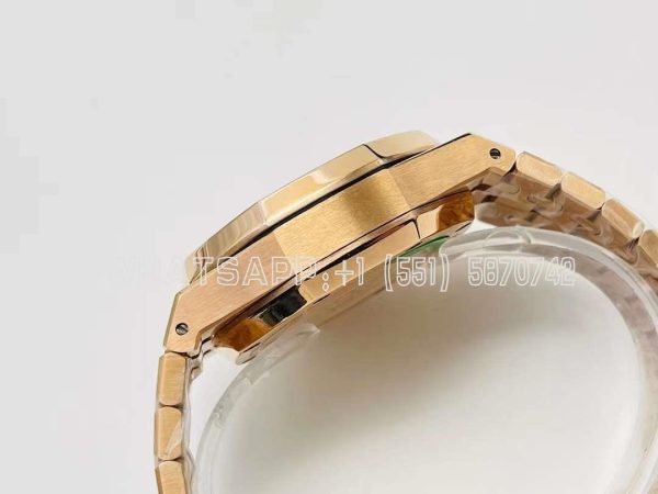 Audemars Piguet Royal Oak Offshore Self-Winding Chronograph Blue/Rose Dial in Rose Gold - Image 6
