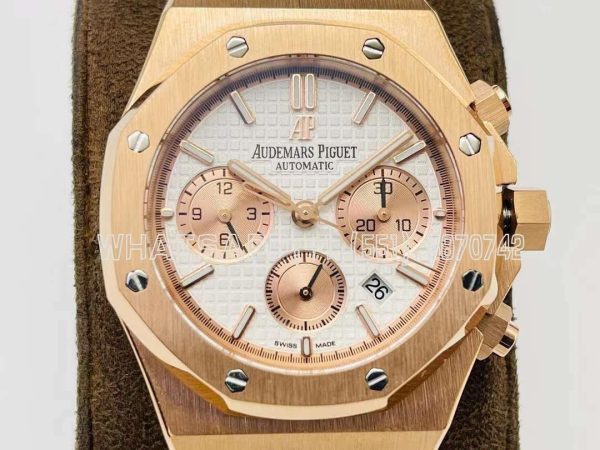 Audemars Piguet Royal Oak Offshore Self-Winding Chronograph White/Rose Dial in Rose Gold