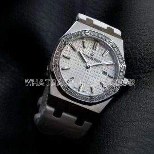 Audemars Piguet Royal Oak 67651 Silvered Dial, Stainless Steel, 33 mm