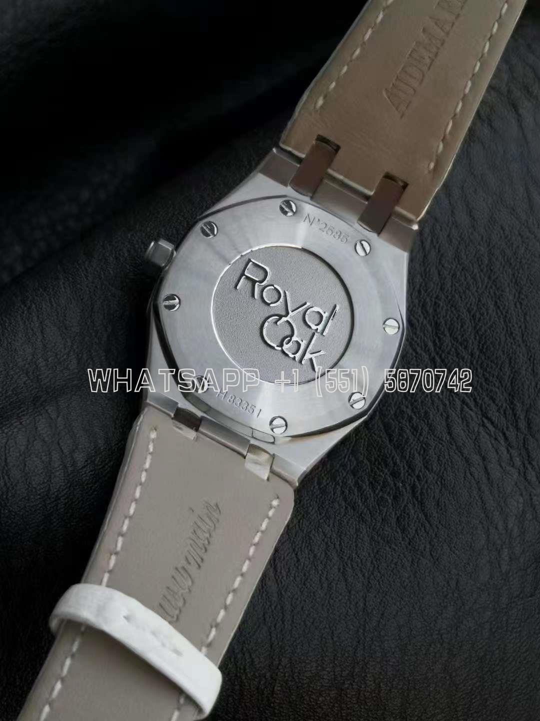 Audemars Piguet Royal Oak 67651 Silvered Dial, Stainless Steel, 33 mm - Image 8