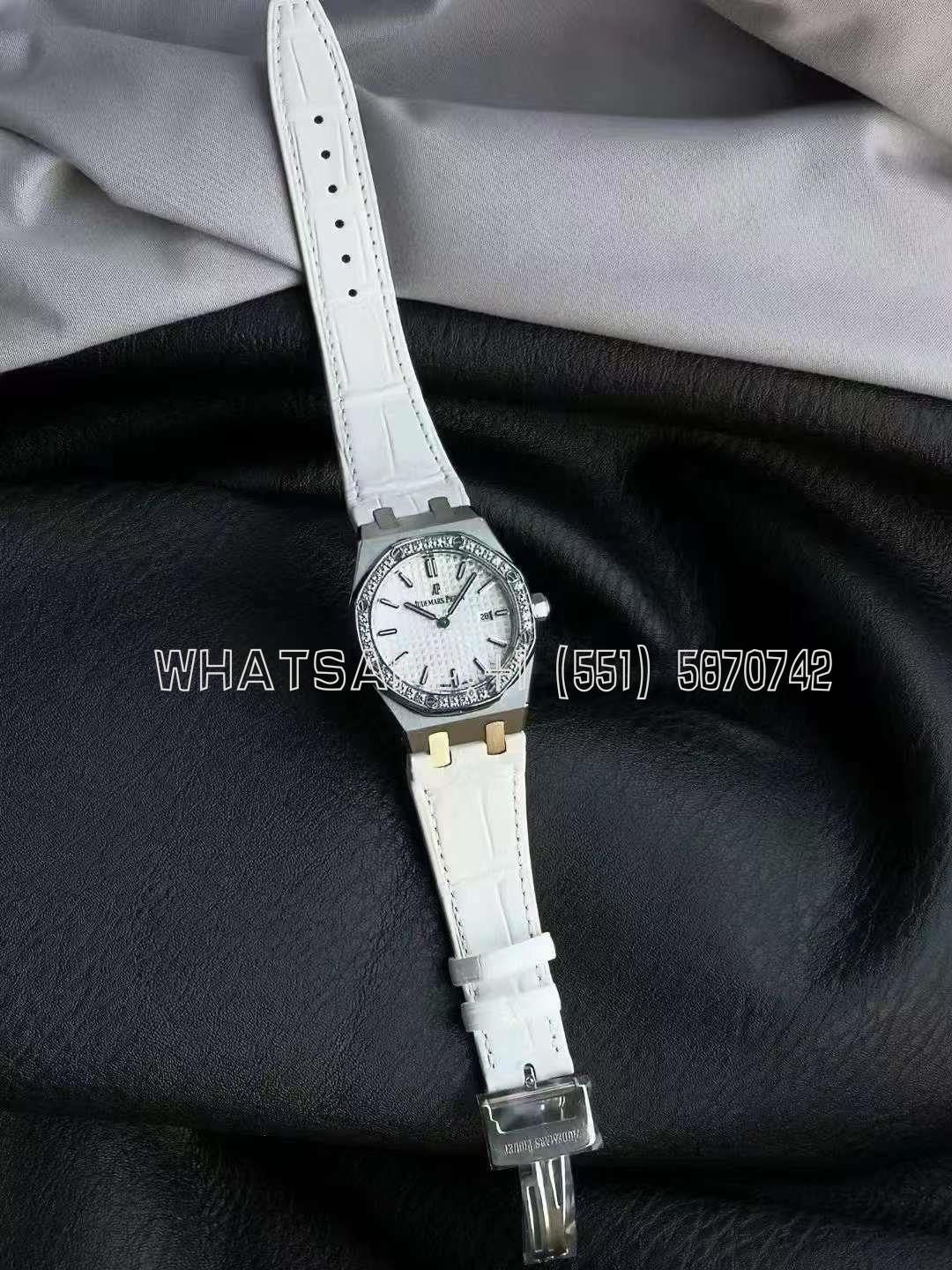 Audemars Piguet Royal Oak 67651 Silvered Dial, Stainless Steel, 33 mm - Image 9