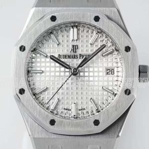 Audemars Piguet Royal Oak 77350.ST.OO.1261ST.01 Midsize 34mm