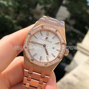 Audemars Piguet Royal Oak Quartz Ladies Rose Gold Diamond 33mm Silver Dial Bracelet