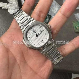 Patek Philippe Nautilus 7118 Ladies SS White Dial on SS Bracelet